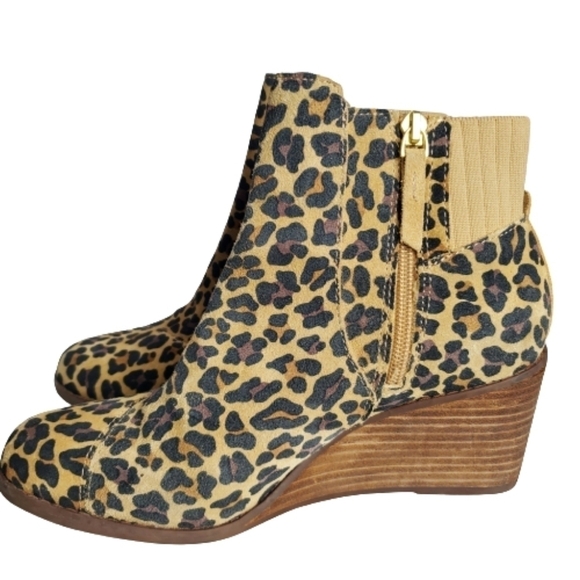 Toms Sadie Suede Boot Womens Size 7.5 Animal Print Wedge Booties Side Zip - Picture 1 of 9